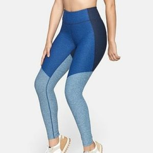 Outdoor Voices 7/8 Leggings in Blue XS